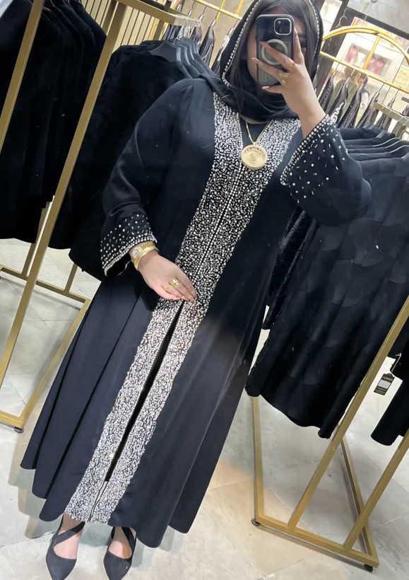 عبای مجلسی زنانه سنگ دوزی مدل دون پاش